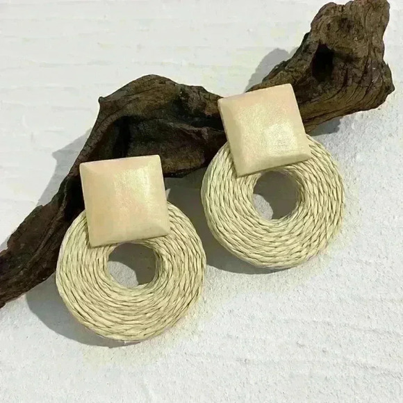 Jewelry - Bohemian Round Wooden and Raffia Earrings